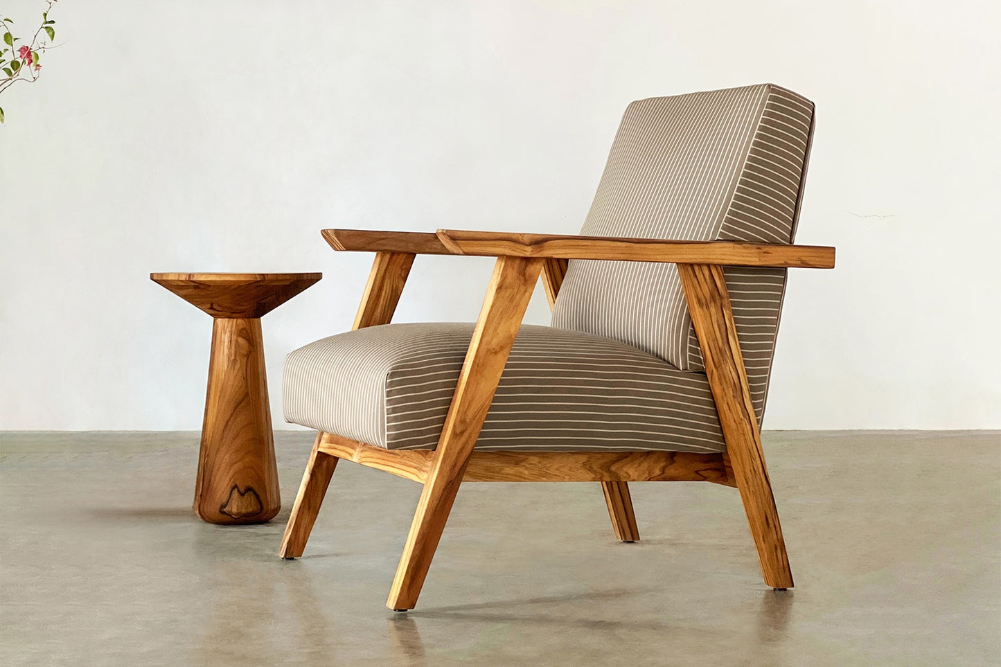 Asher Lounger - Uttarakhand Teak