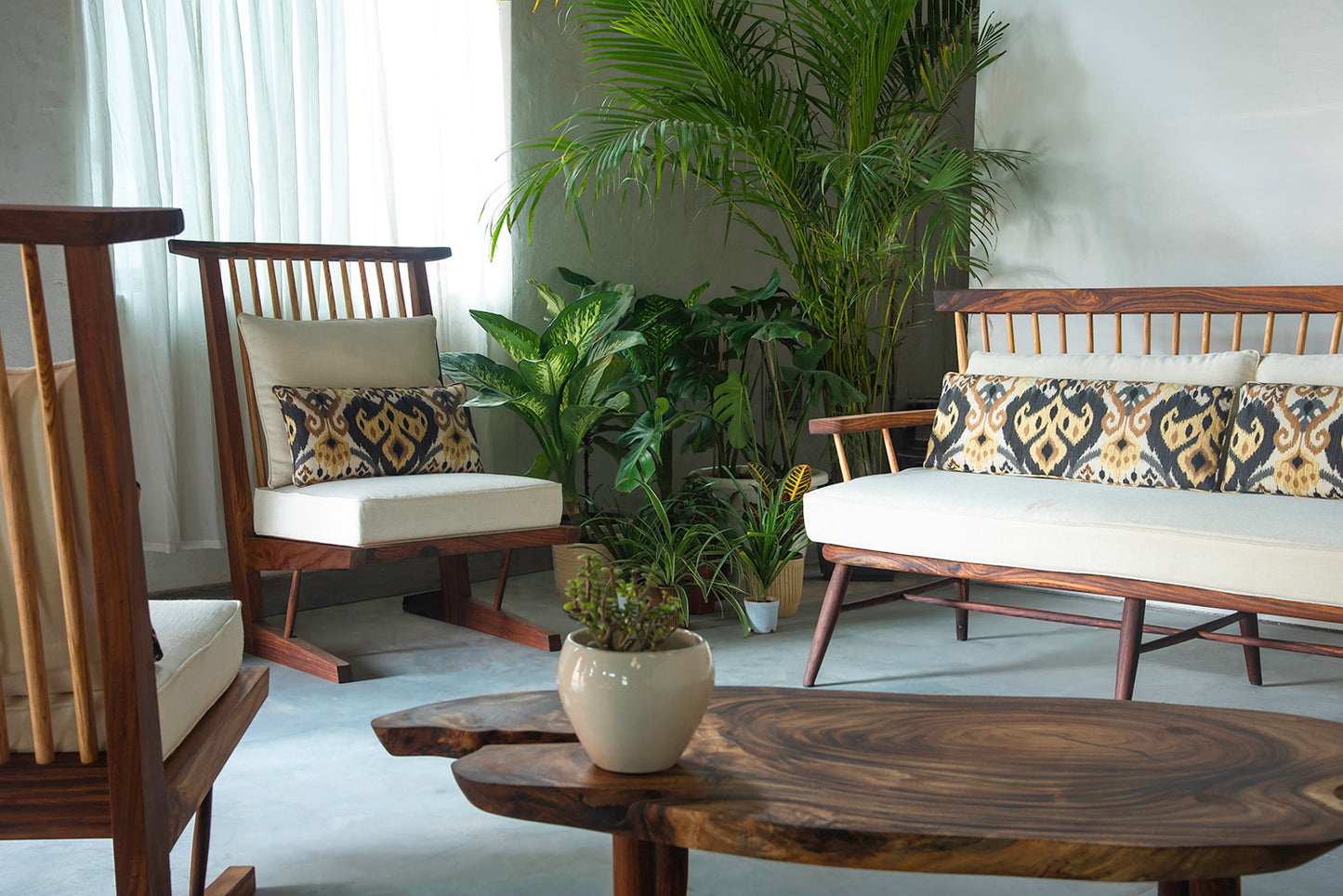 Anouk Lounger - Rosewood