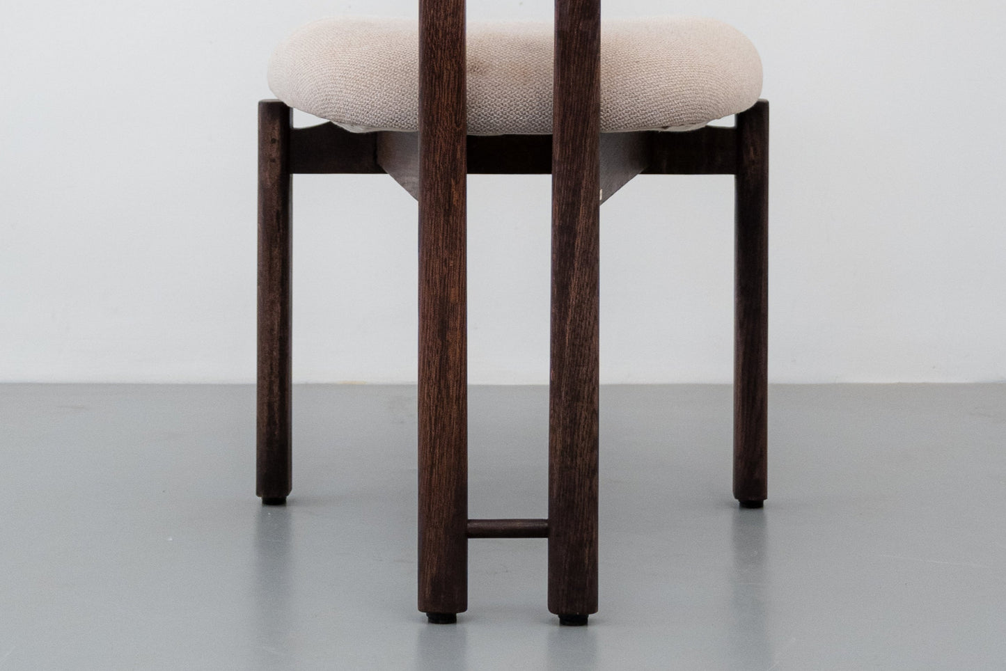 Anjeer Cushioned Chair- White Oak with Chocolate Oil