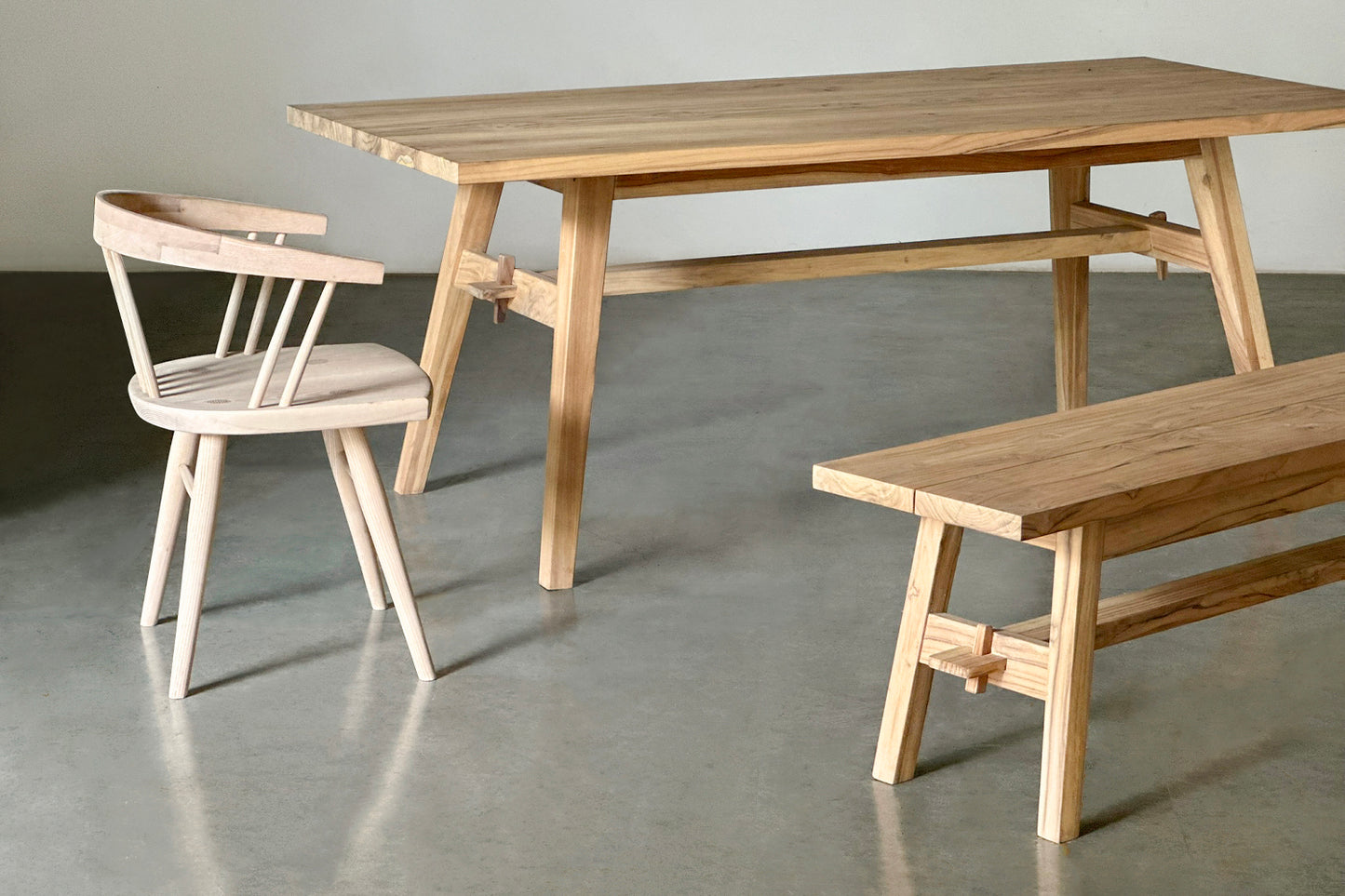 Easel Dining Table - Uttarakhand Teak