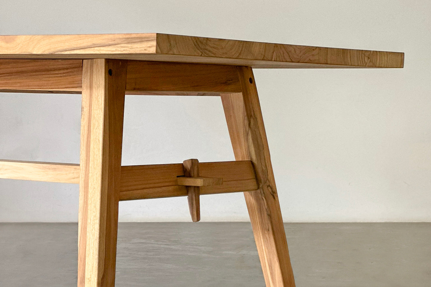 Easel Dining Table - Uttarakhand Teak
