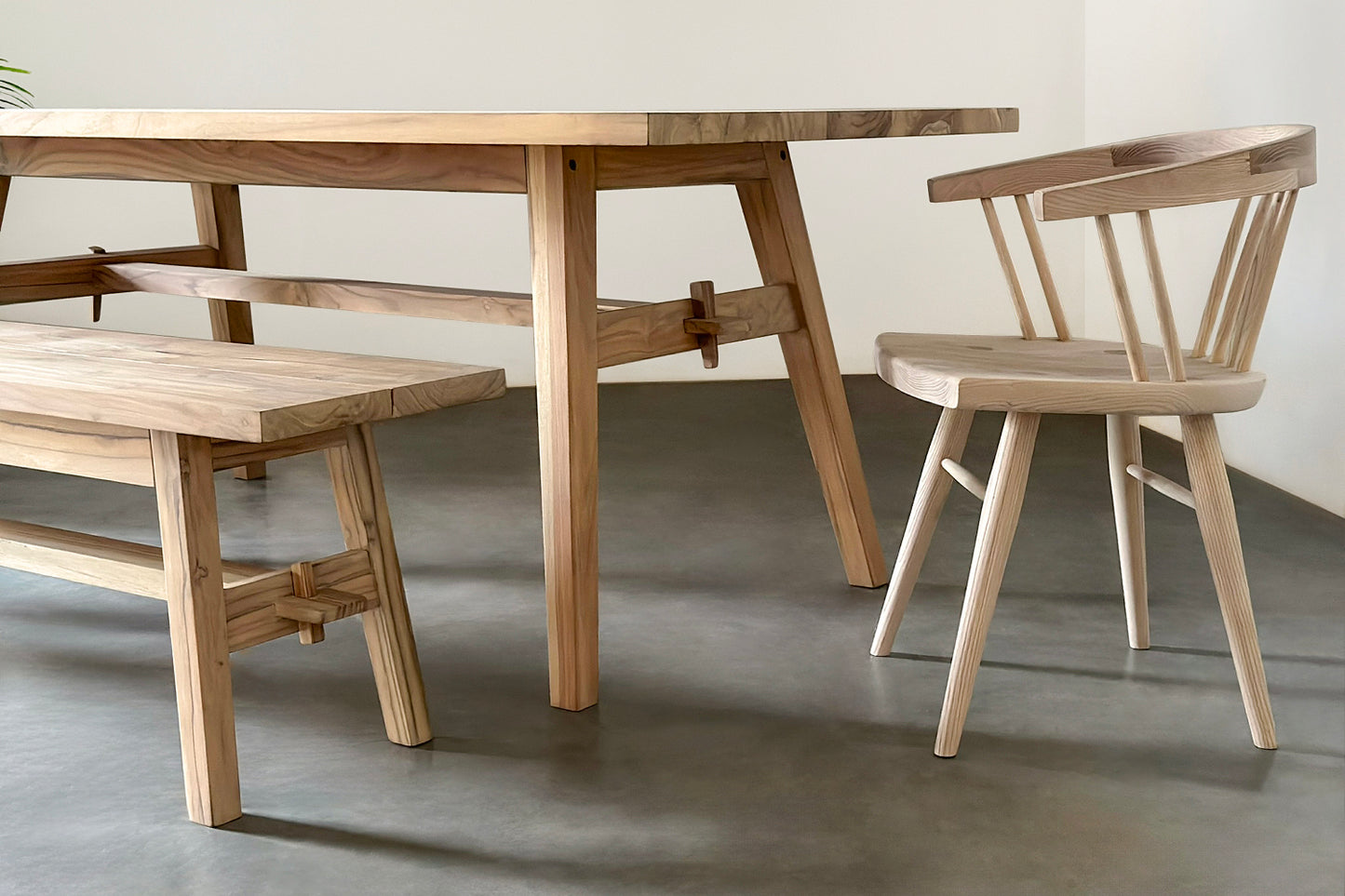 Easel Dining Table - Uttarakhand Teak