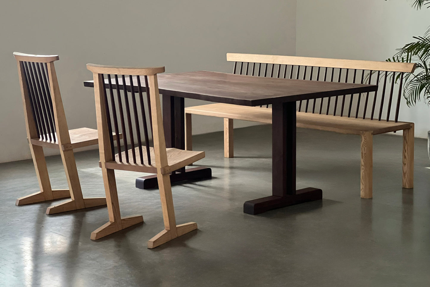 Dais Dining Table - Rosewood with Chocolate Oil