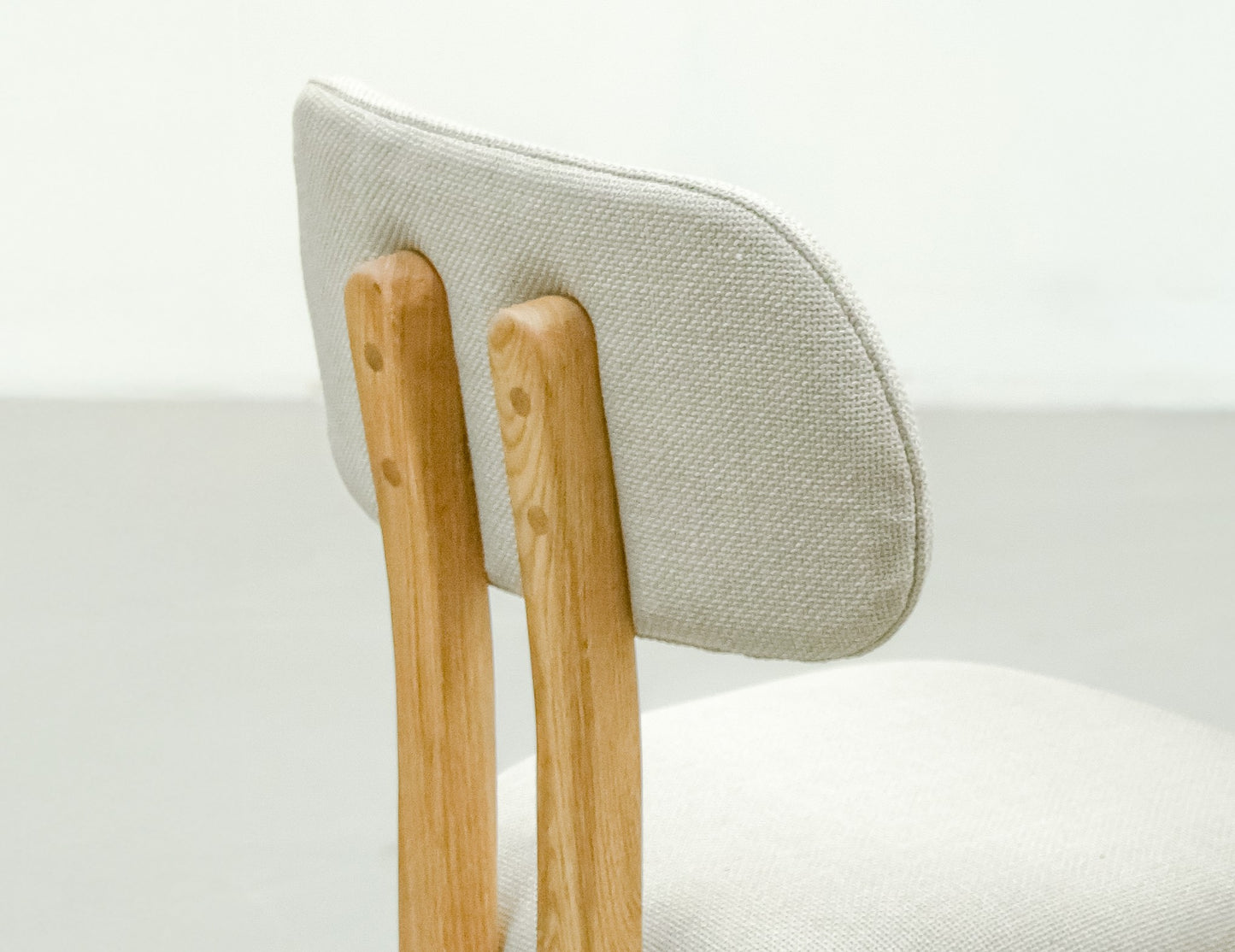 Nivasa Chair